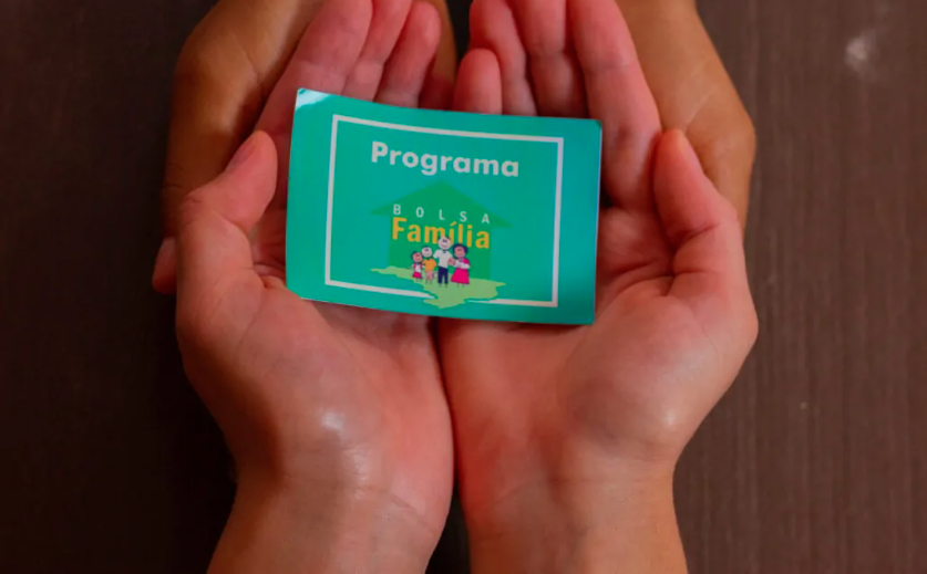 Bolsa Família mais uma vez é antecipado