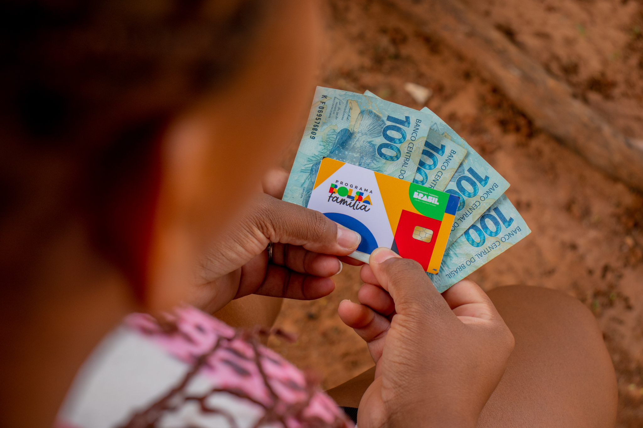 Pix de R$ 700