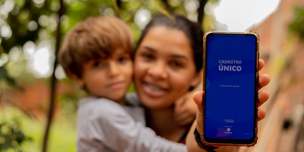 Explore as estratégias inovadoras de 2024 para o CadÚnico e o Bolsa Família, marcando um avanço na luta contra a fome no Brasil.
