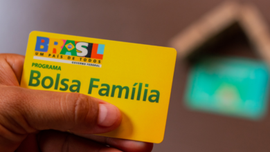 Não recebeu o cartão do Bolsa Família Saiba como evitar o CONGELAMENTO do saque de R$ 600 HOJE