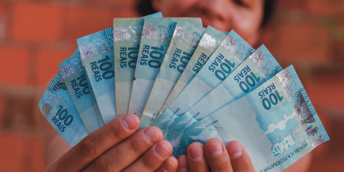 Beneficiárias do Cadastro Único recebem nova oportunidade com microcrédito feminino do Governo.