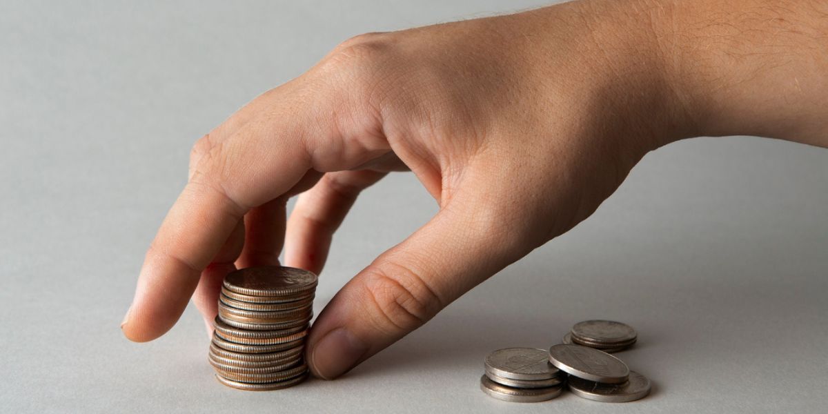 Muitos beneficiários impactados! Benefício acaba de ser reduzido em 50%; entenda