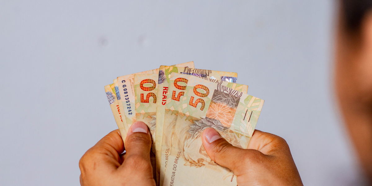 Está na dúvida Confirme HOJE se você receberá R$ 600 ou mais do Governo neste mês