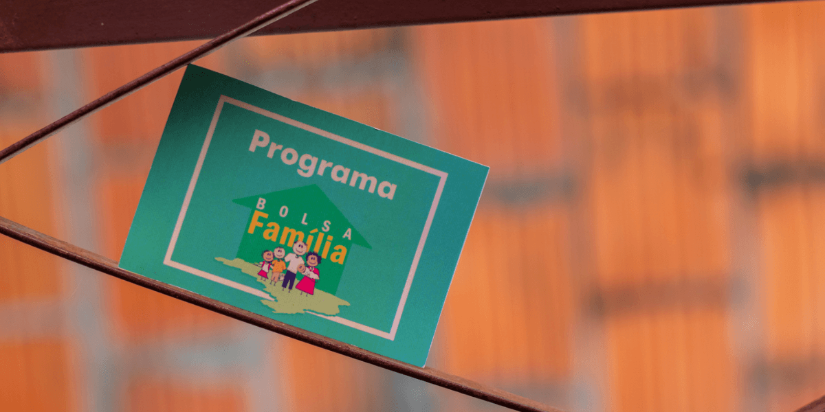 Foi BLOQUEADO do Bolsa Família Já tem data certa para a atualização do app; confira!