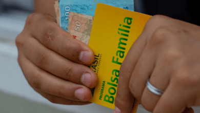 Carteira assinada e Bolsa Família! Nova regra do adicional permite mais de R$ 2.000 por família; entenda!