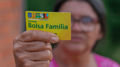 Complicou! Redução de 50% no valor do Bolsa Família é REVELADA de R$ 600 vai para R$ 300; entenda!