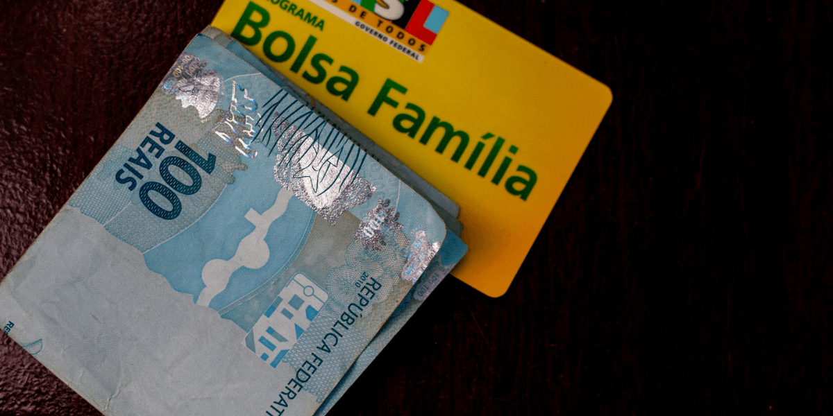 É muito bom! Empréstimo + cartão alimentação para beneficiários Bolsa Família Confira a verdade!