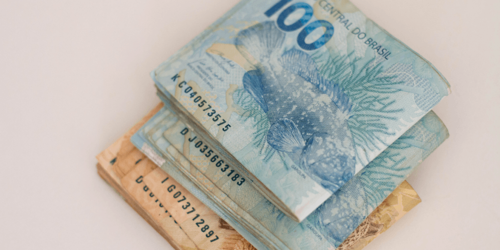 Mais de 20 mil brasileiros irão receber mais R$ 5 mil do Governo; confira se você está na lista!