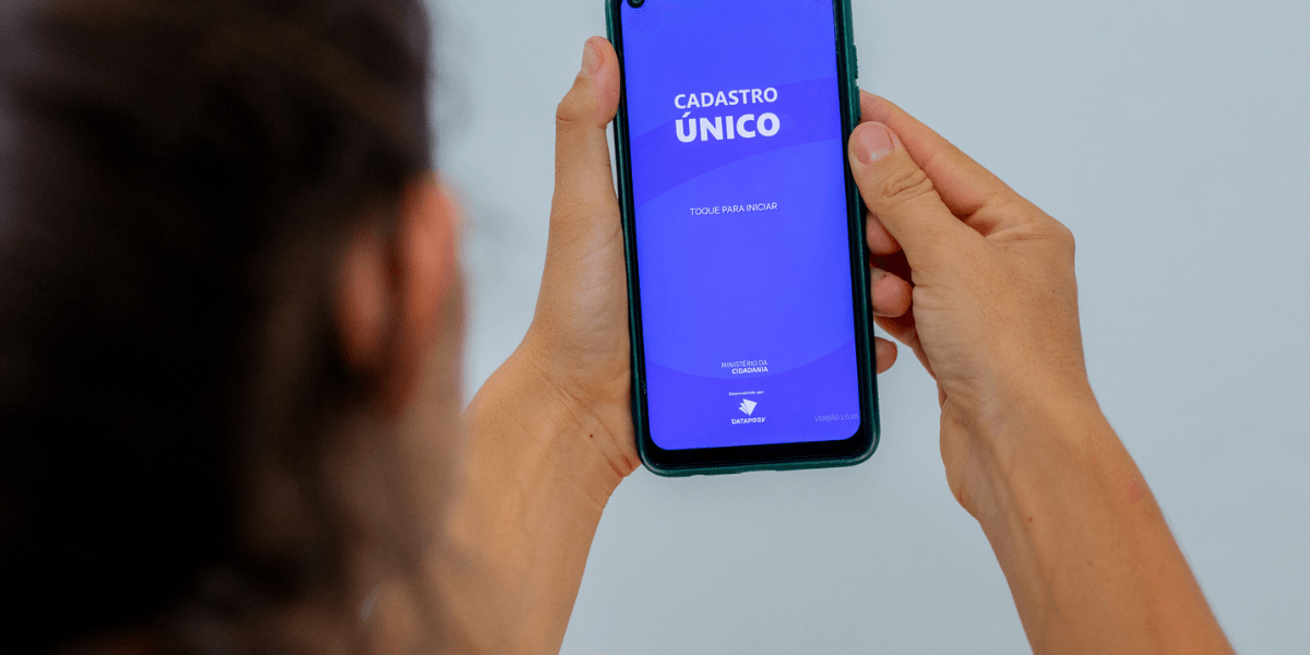 Pix TURBINADO para inscritos CadÚnico + R$ 400 para donas de casa Confira a verdade!