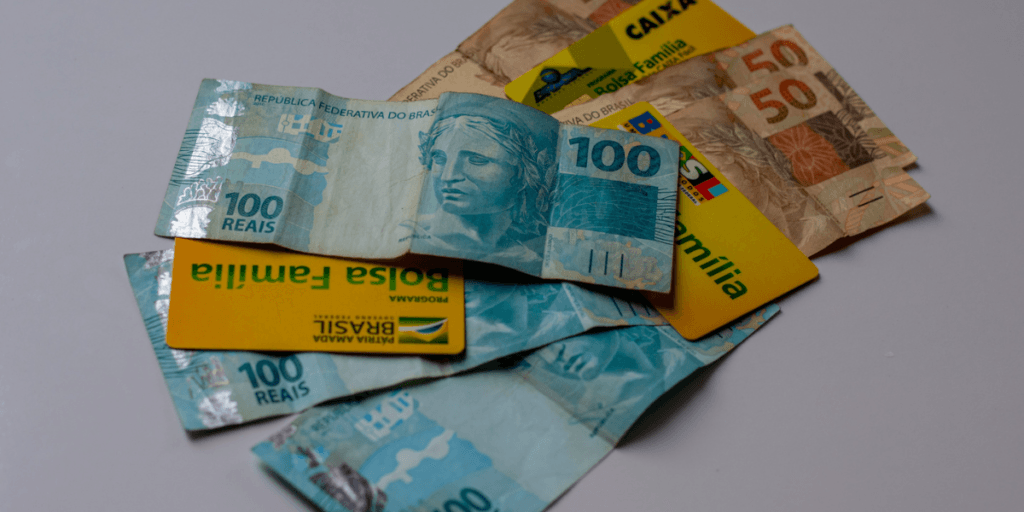 Governo LIBERA! Veja no app Bolsa Família quem recebe R$ 600 ou mais neste mês