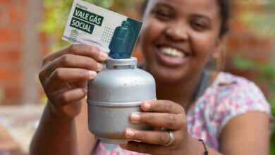 Governo começa a pagar AUXÍLIO GÁS; consulte se você recebe