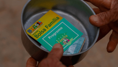 Justiça determina revisão cadastral do Bolsa Família devido a irregularidades; veja quem pode PERDER o benefício!