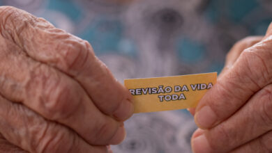 Se você é aposentado, veja se deverá entregar o dinheiro da revisão da vida toda.