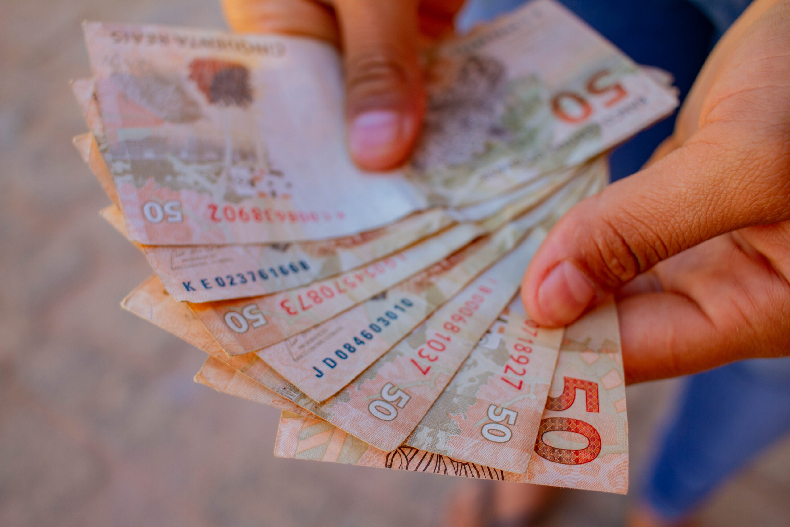 Você sabia que pode receber vários benefícios do governo pelo CadÚnico? Confira!