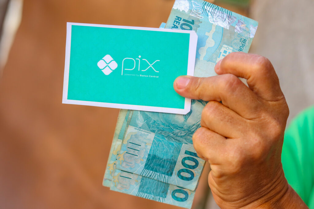 Você sabia que pode ter acesso a um benefício mensal de R4 1.400? Veja como receber!
