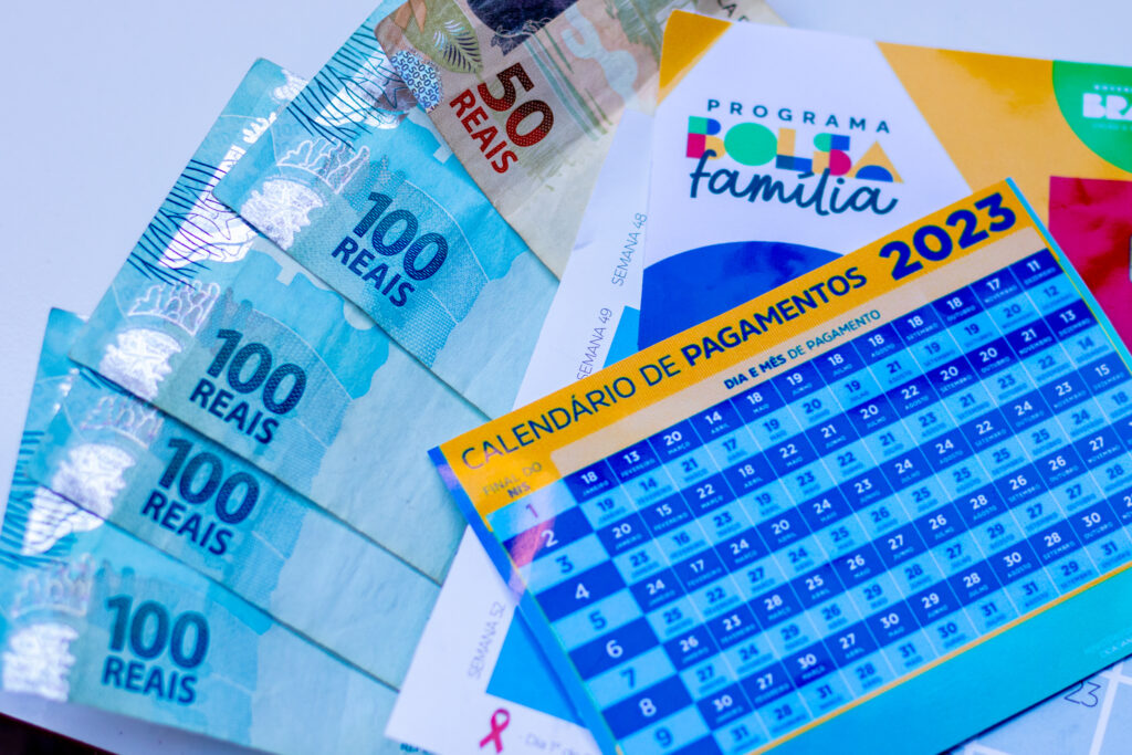 O Bolsa Família vai começar seus pagamentos em breve. Confira as datas previstas para outubro.