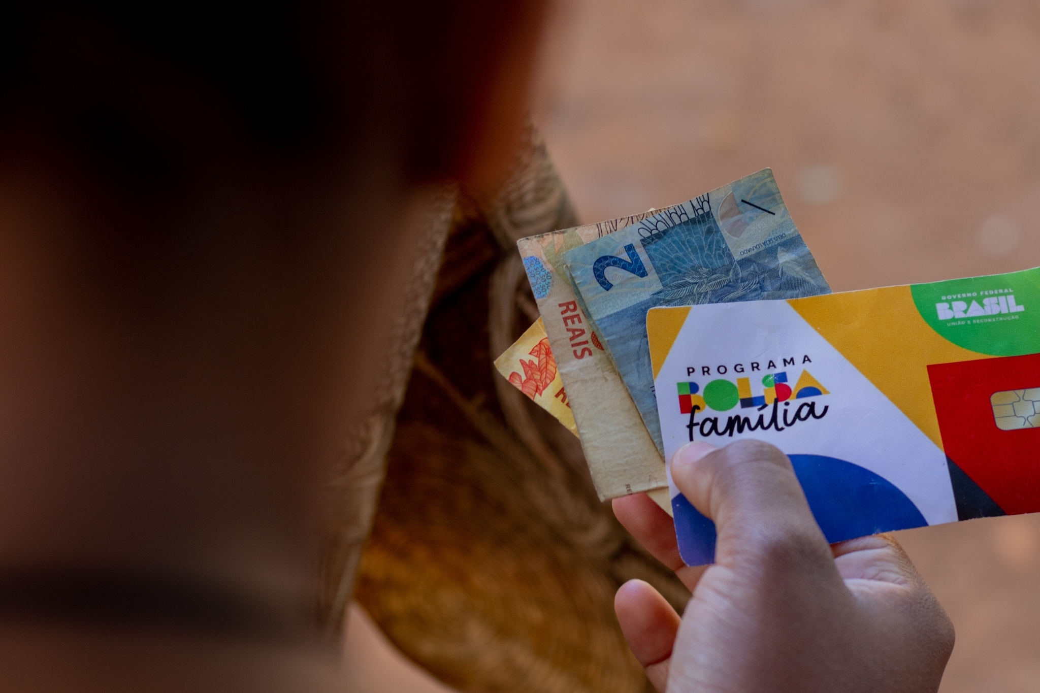 Precisando de um auxílio financeiro? Conheça o Programa Acredita!