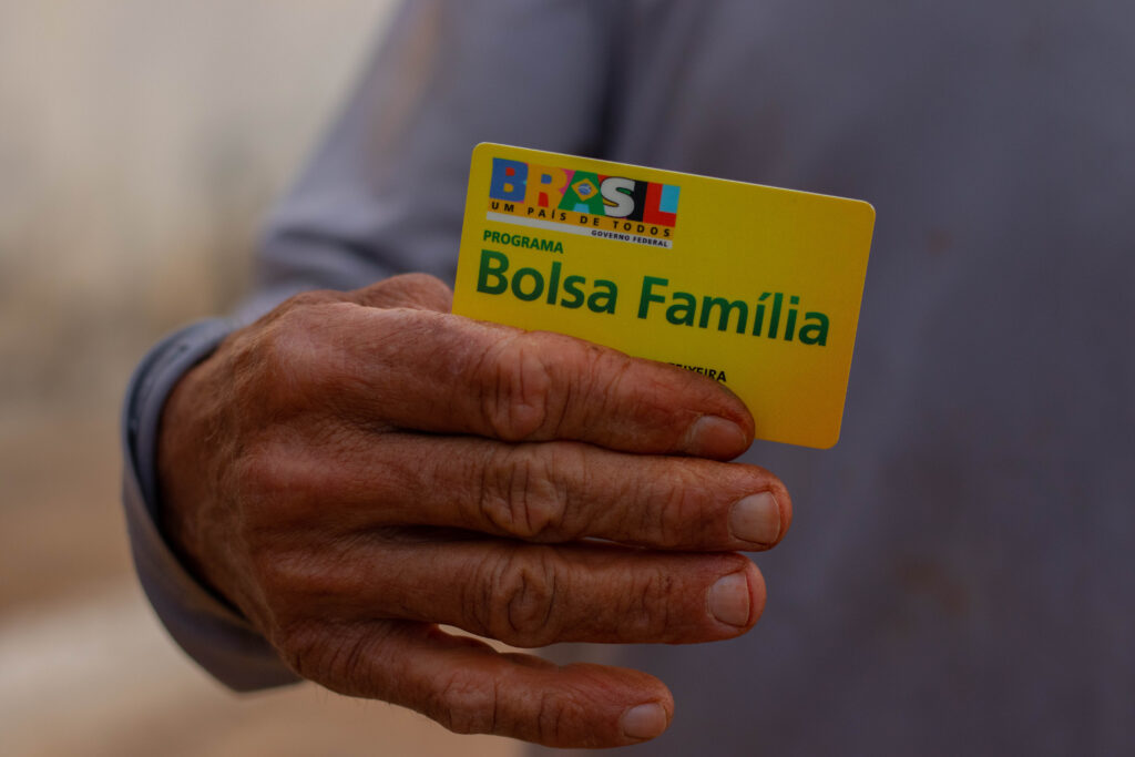 O governo está planejando uma manobra para impossibilitar ainda mais apostas pelo Bolsa Família.