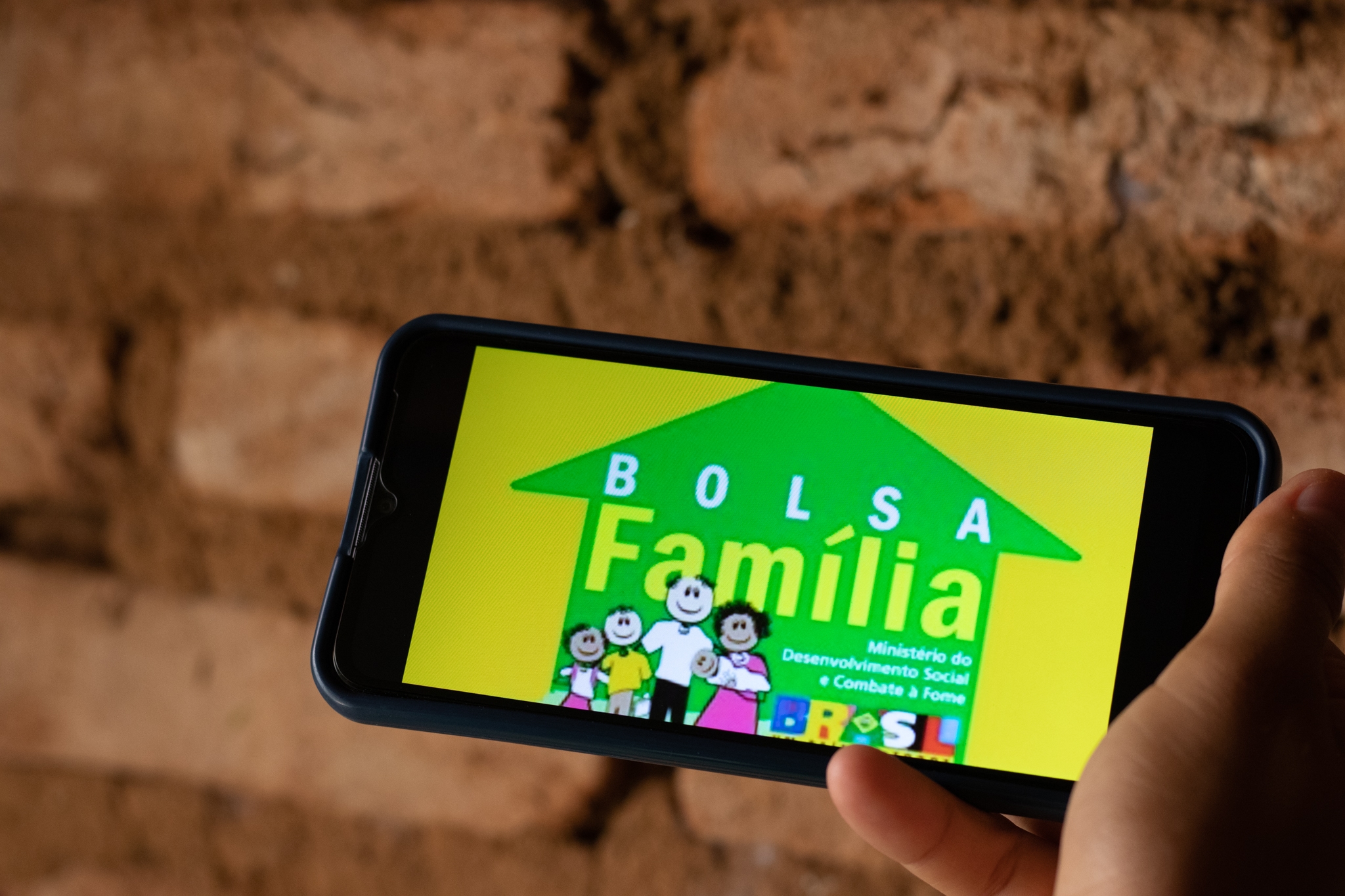 Se você se inscreveu no Bolsa Família, veja quanto tempo pode demorar para sair da fila.