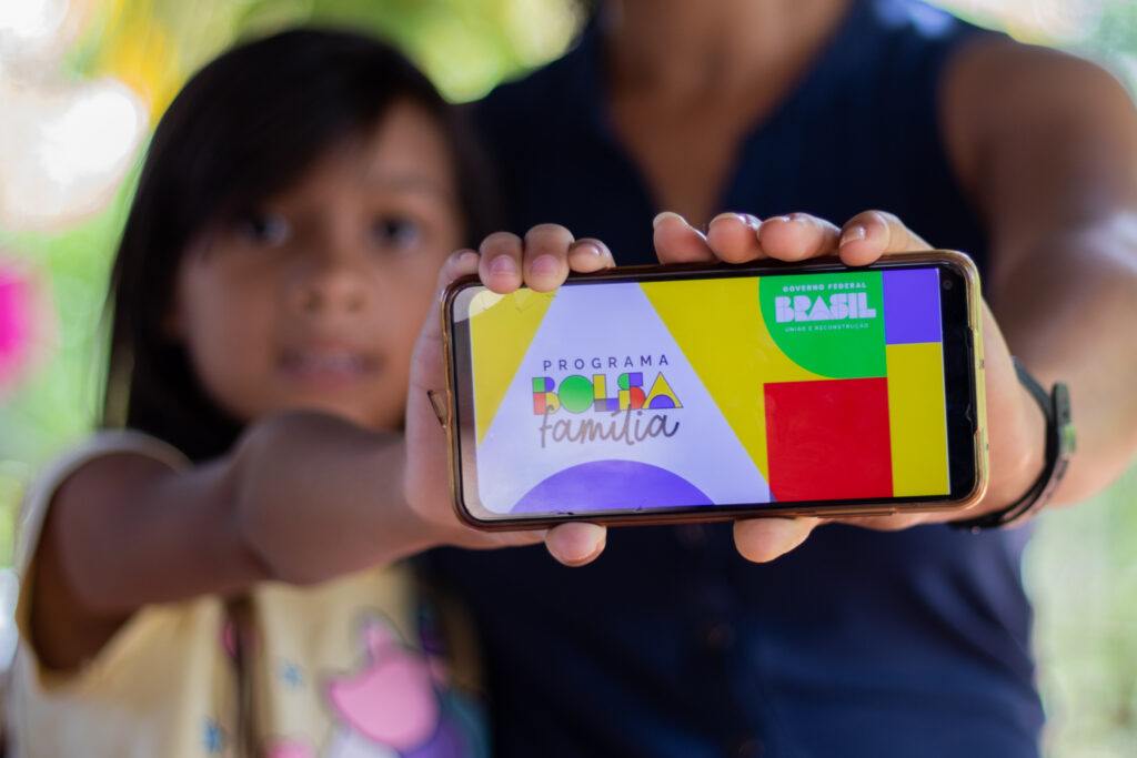 As crianças compõem uma boa porcentagem de beneficiários do Bolsa Família.