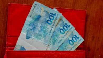 Governo prepara reajuste no BPC de R$ 100+; saiba o que fazer para ser o primeiro a receber