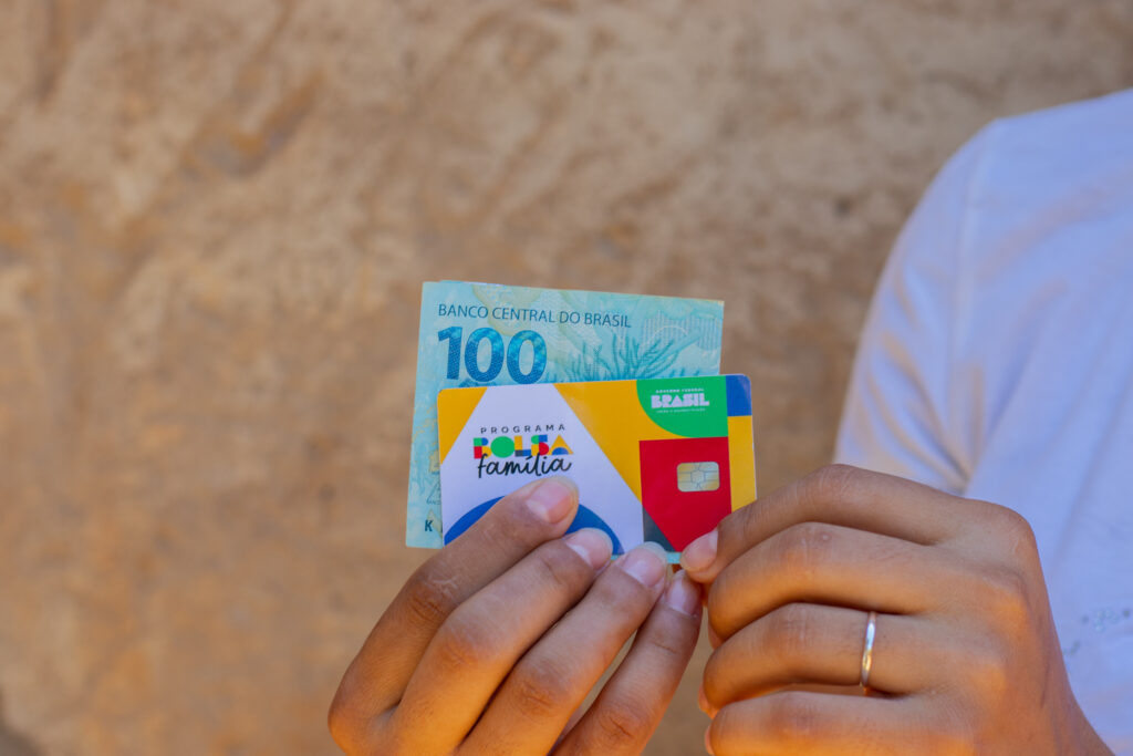 Bolsa Família.