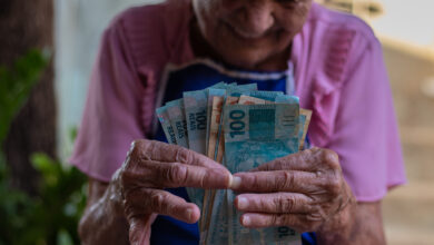 Presente idosos 60+.