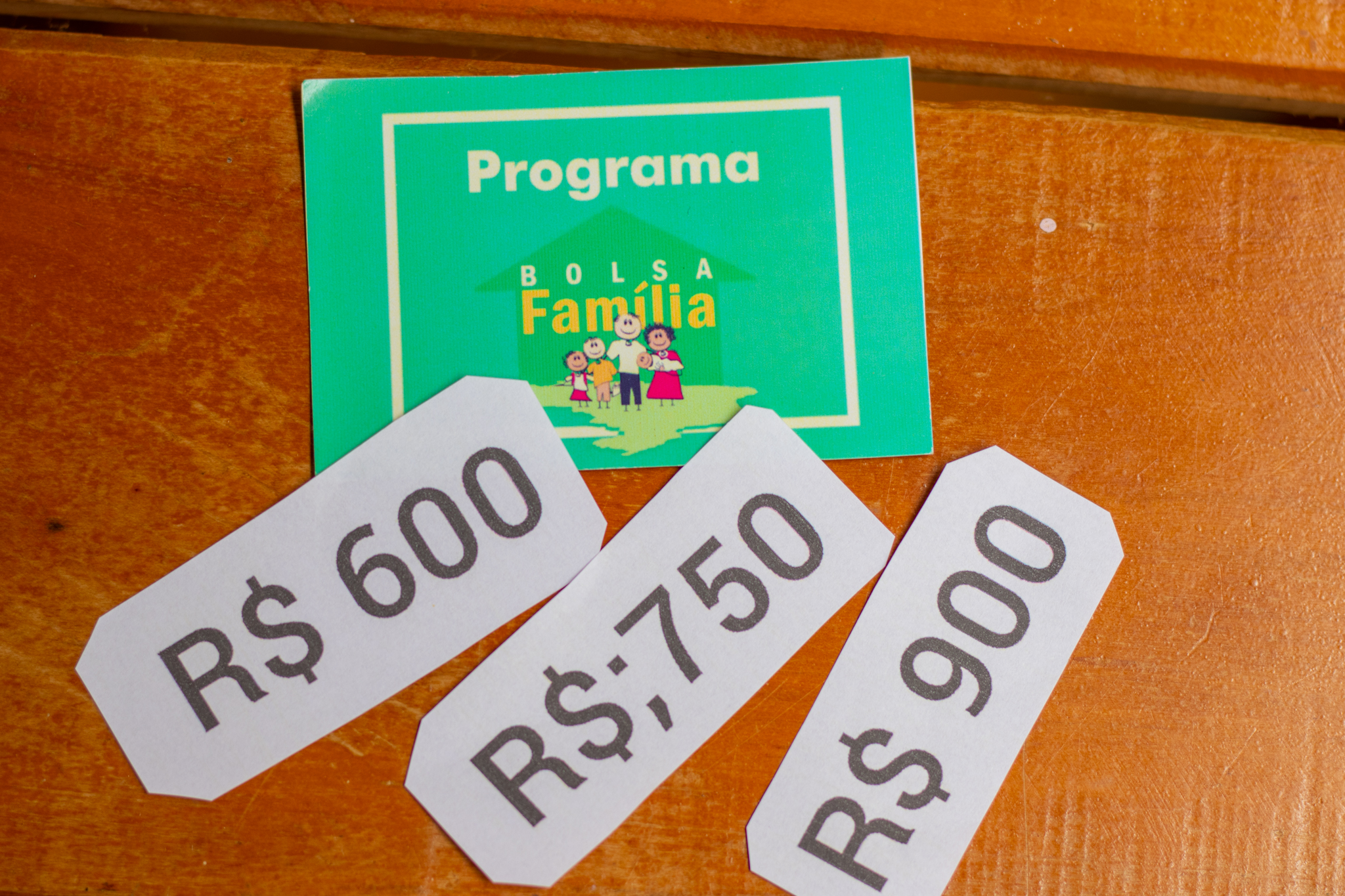 Bolsa Família mais cedo.