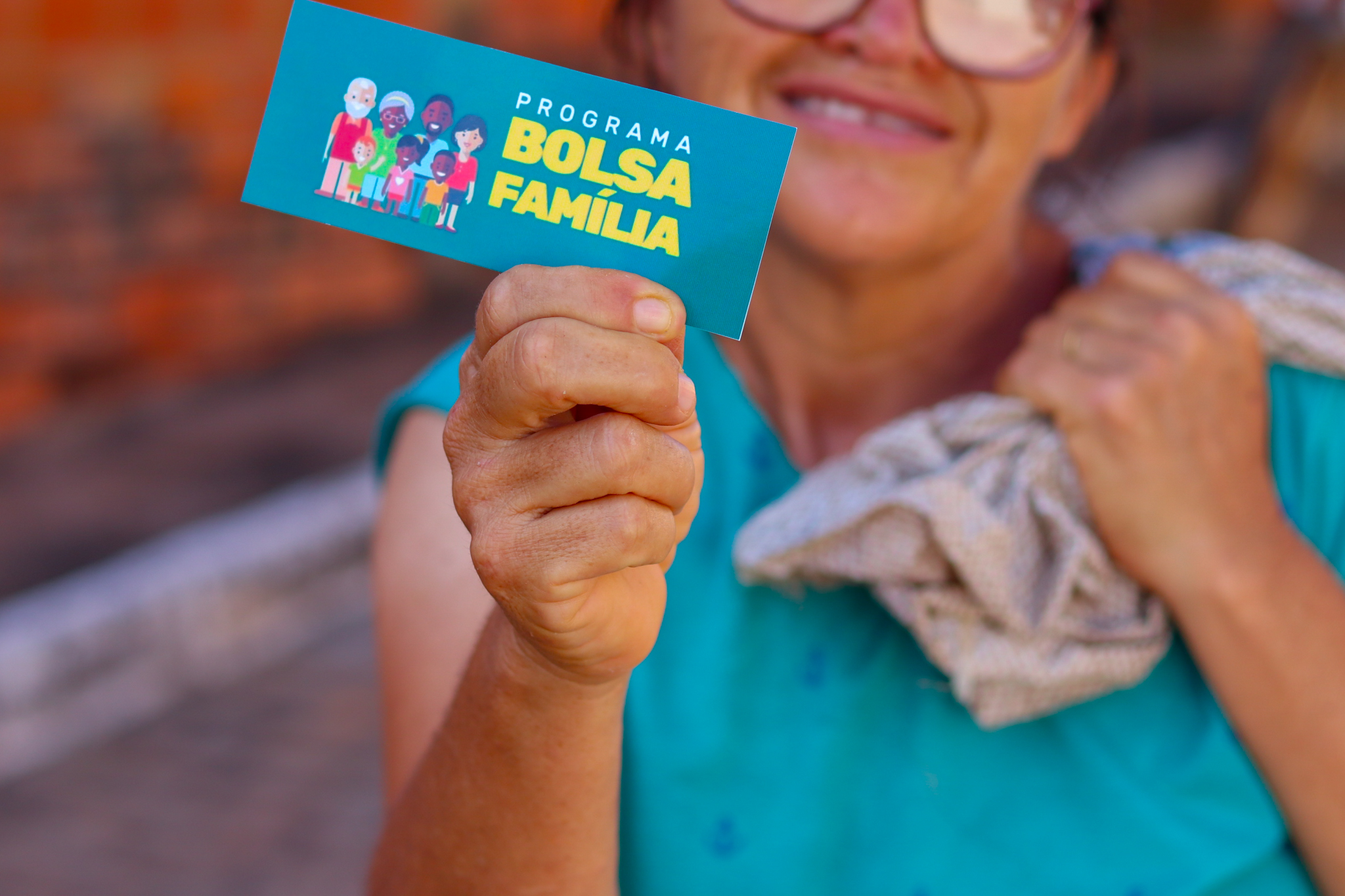 Quem recebe pensão por morte pode ter dúvida sobre a possibilidade de acessar o Bolsa Família.