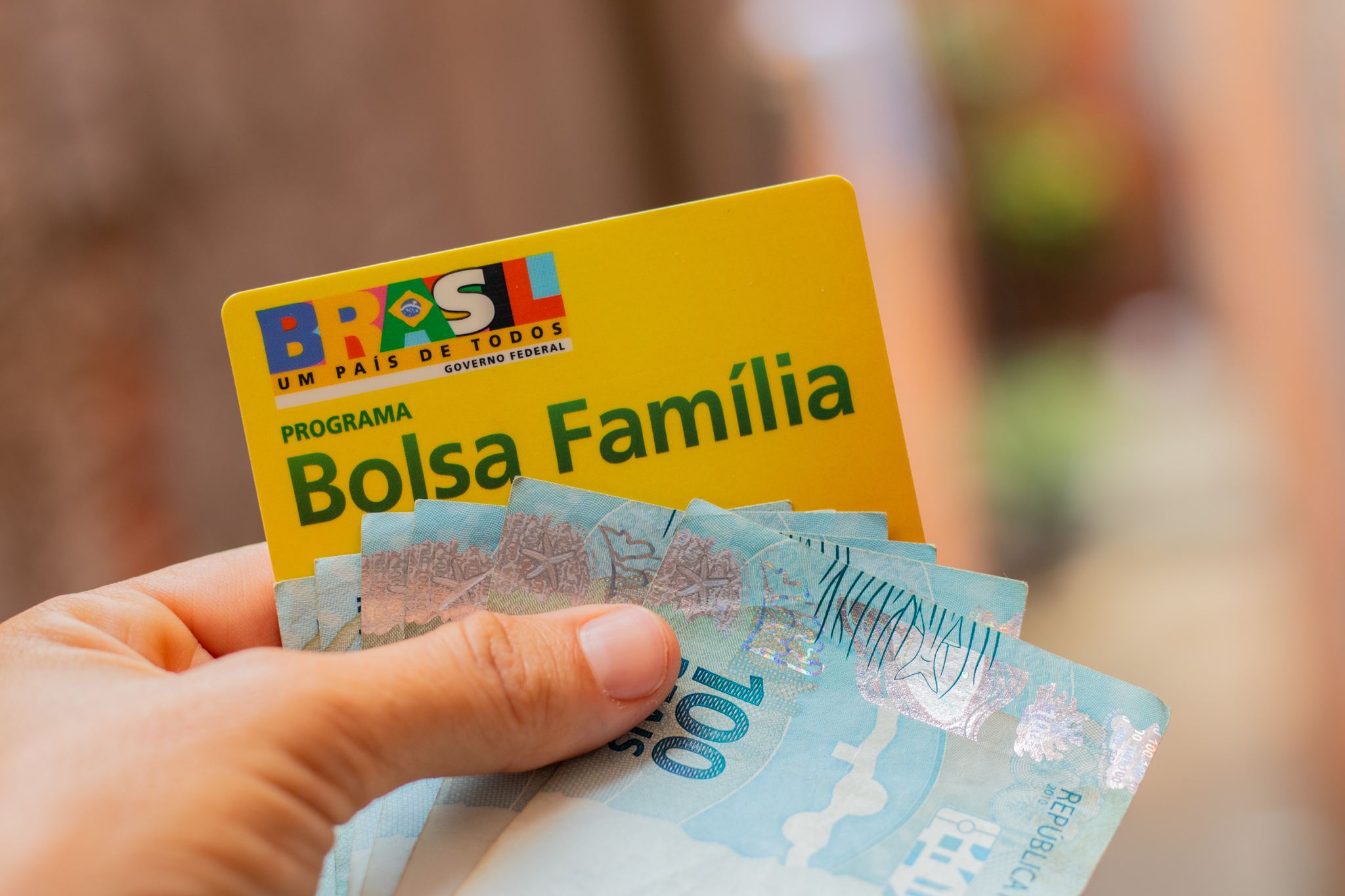 Atualização, bloqueios e mais: Bolsa Família de 2025 vai exigir ainda mais ATENÇÃO!
