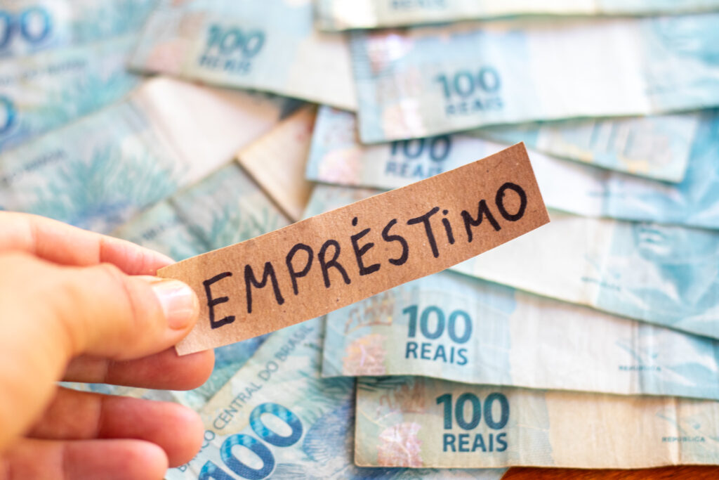 Brasileiros que fizeram empréstimo recebem comunicado importante no CPF