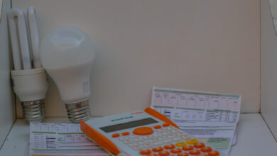 Compareça ao CRAS para pagar MENOS na conta de luz; 140 mil famílias estão perdendo benefício