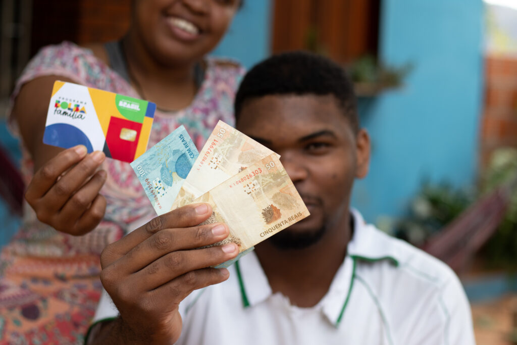 Se você mora em uma dessas regiões, poderá receber o Bolsa Família antes da hora.
