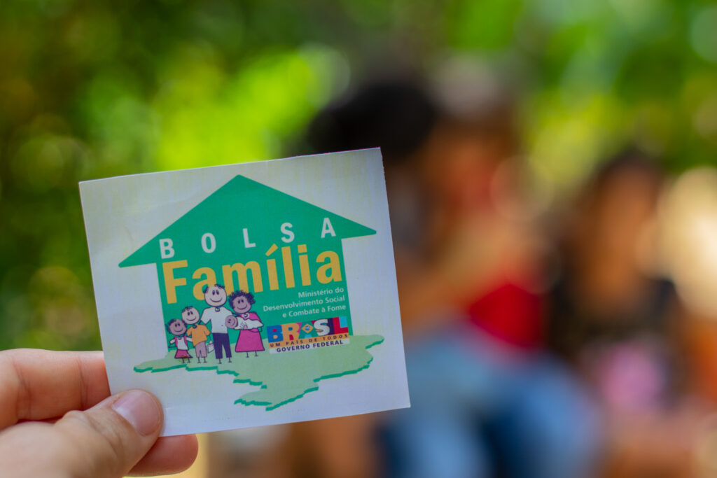 O Bolsa Família foi bloqueado e você está sem pagamento? Veja como recuperar.