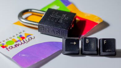 Governo pode bloquear mais de 570 mil pessoas do Bolsa Família em janeiro; saiba por quê