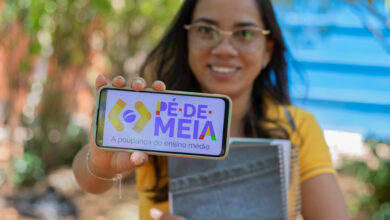 Quer saber se vai receber o Pé-de-Meia em dezembro? Veja como estudantes consultam os pagamentos!