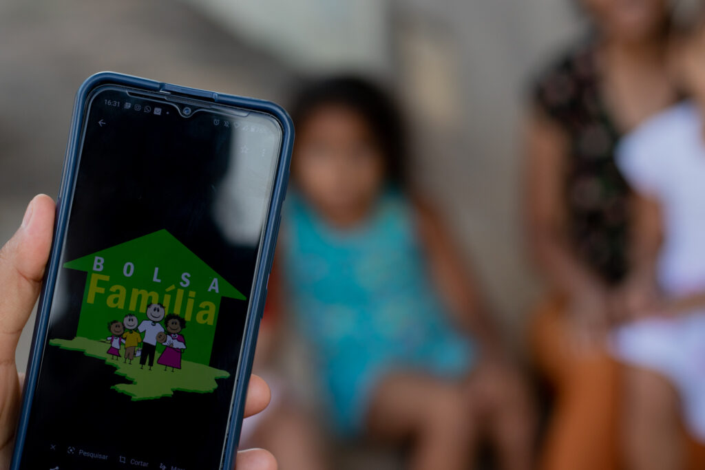 Se sua família acabou de aumentar, veja se deve informar ao Bolsa Família.