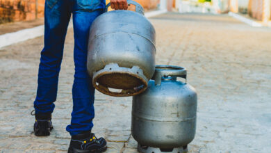 Saiba quem terá acesso ao Vale-Gás em 2025 com as novas regras do Governo