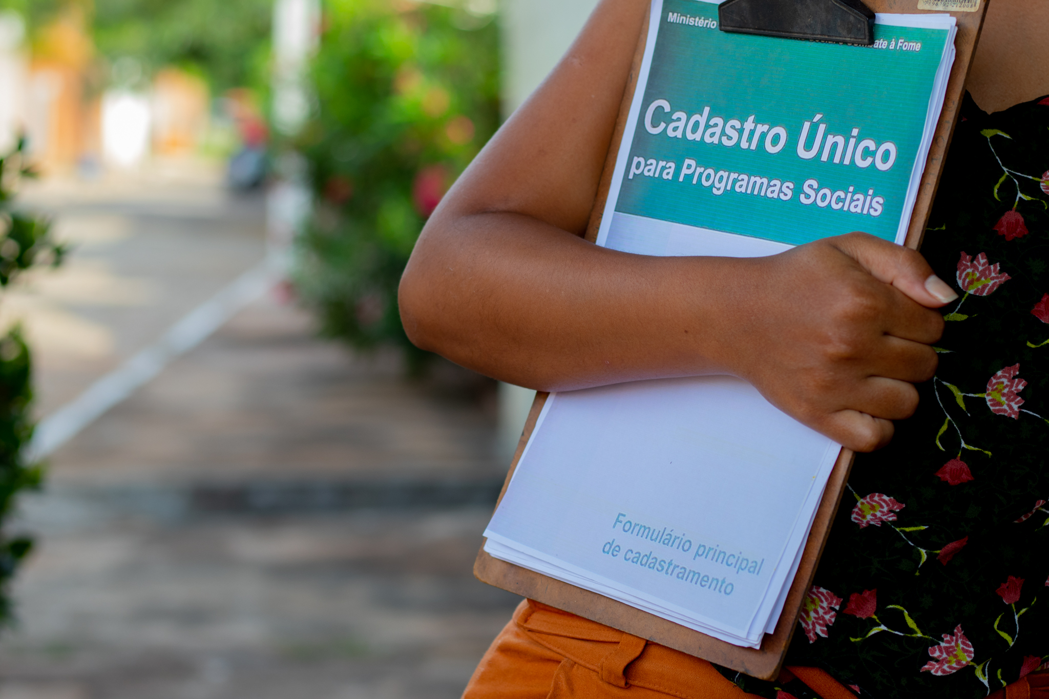 Quem não quiser perder benefícios em 2025 deve comparecer ao CadÚnico em breve.