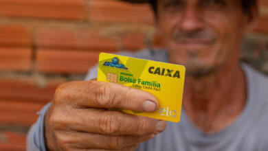 Veja a partir de qual dia e horário deve cair o Bolsa Família em janeiro
