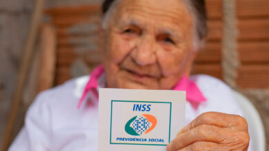 A idade mínima para se aposentar realmente acabou? Entenda.