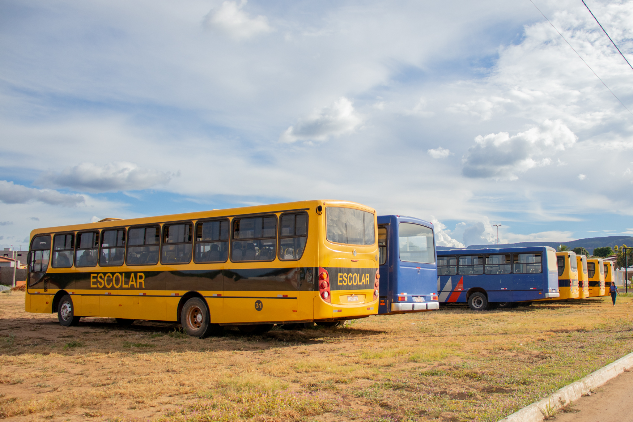 Precisa se deslocar e não consegue mais pagar transporte? O CadÚnico te ajuda.