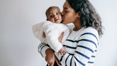 Para quem tem filhos, o Auxílio Mãe Solteira seria um grande benefício do CadÚnico.