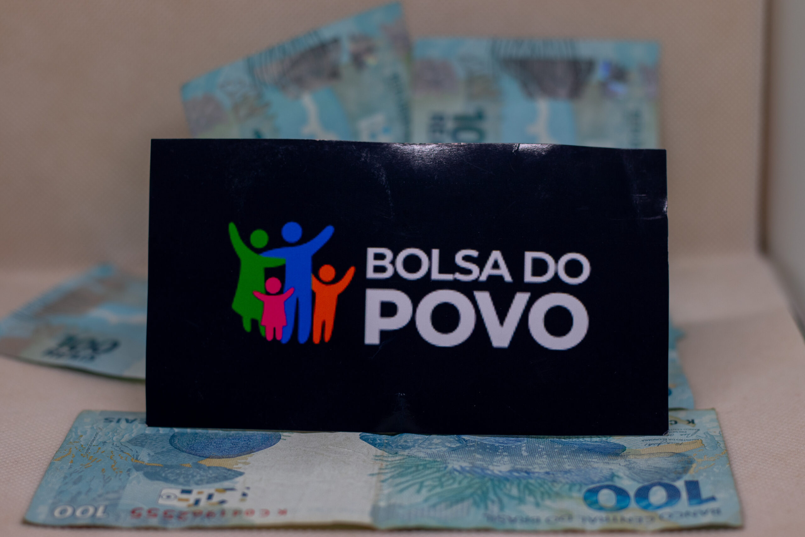 O Bolsa do Povo é um benefício que ajuda milhares de cidadãos anualmente.