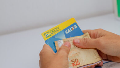 O Bolsa Família e o auxílio-doença são benefícios indispensáveis para quem precisa.
