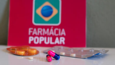 Se você precisa de medicamentos e não tem dinheiro, consiga pelo Farmácia Popular.