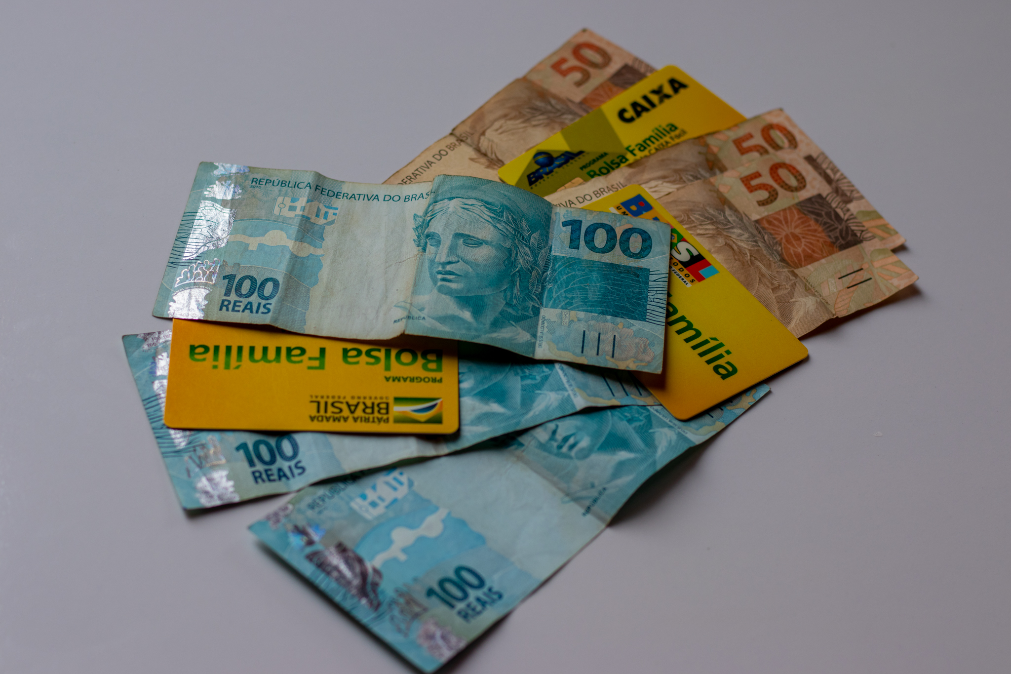 Se você está com o nome sujo, veja como isso pode afetar o recebimento do Bolsa Família.