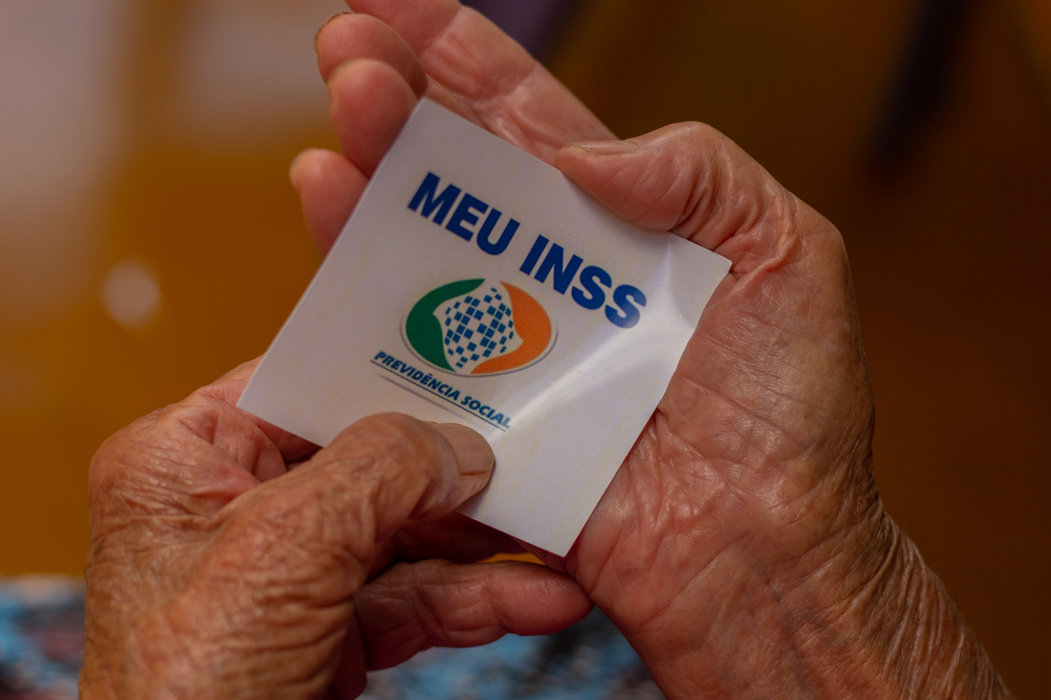 Os peritos do INSS estão em greve. Veja como proteger os seus pagamentos mensais.