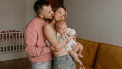 Você está precisando da licença-maternidade ou paternidade? Veja como funciona.