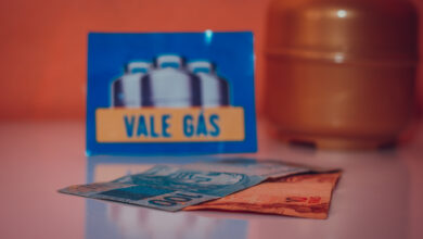 Os beneficiários do Auxílio Gás devem ficar atentos às novas datas de pagamento do programa. Confira.